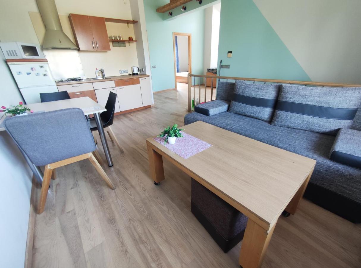 K-Town - Cozy Apartment Near The City Center Kaunas Buitenkant foto